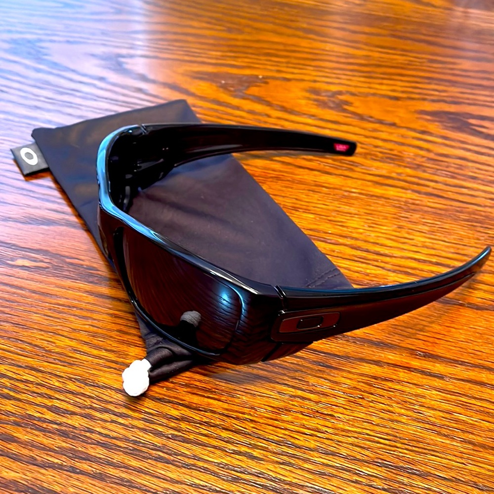 Brand New Oakley Matrix , Men in Black Fuel Cells.